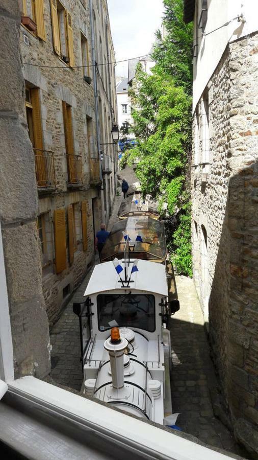 Stop 100M Du Port-Parking Gratuit A 5Mn 반느 외부 사진